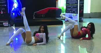 pretty chiang mai girls