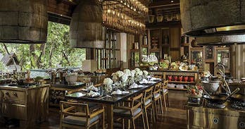 One of the best cookery classes in Chiang Mai at the Rim Tai Kitchen in the fabulous Four Seasons Resort.