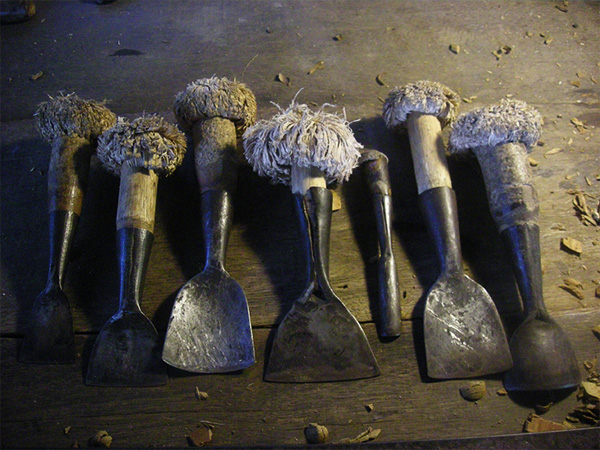 Traditioanl Thai wood carving tools