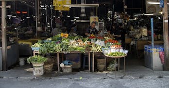 Somphet market Moon Muang Road