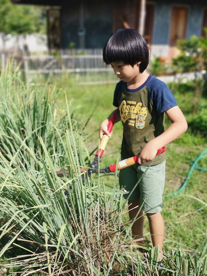 A student learning about senses at Chiang Mai Montessori School